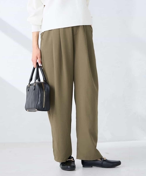 a.v.v(アーヴェヴェ)の「2タックパンツ(その他パンツ・レディース・カーキ/アイボリー・36/38)」の14枚目の写真
