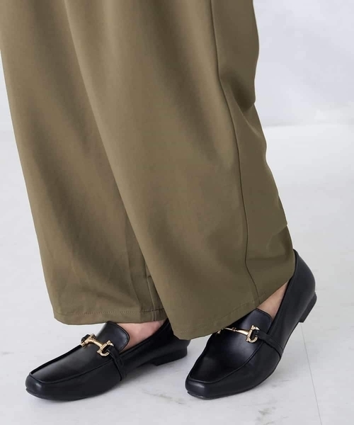 a.v.v(アーヴェヴェ)の「2タックパンツ(その他パンツ・レディース・カーキ/アイボリー・36/38)」の19枚目の写真