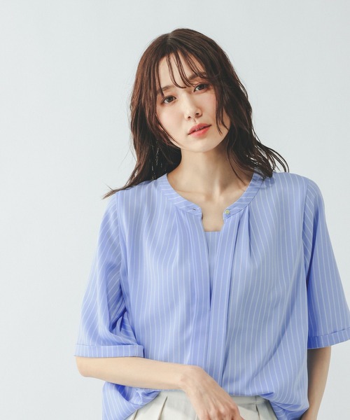 GLOBAL WORK(グローバルワーク)の「キレイつづく2wayタック5分袖/636634(シャツ/ブラウス・レディース・ホワイト/スカイブルー/イエロー/ネイビー・SMALL/MEDIUM/LARGE)」の2枚目の写真
