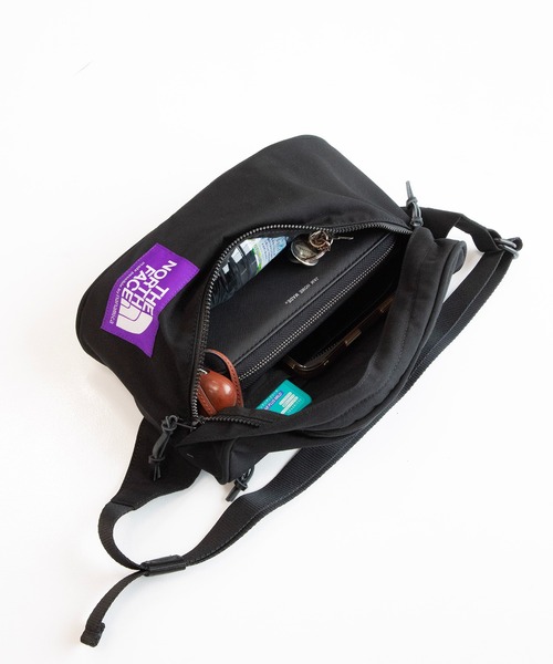 THE NORTH FACE PURPLE LABEL（ザ ノースフェイス パープルレーベル）の「【THE NORTH FACE Purple Label/ザ・ノースフェイスパープルレーベル】Field Funny Pack（ショルダーバッグ・メンズ・ブラック/グレー・FREE）」の9枚目の写真