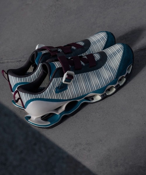 MIZUNO(ミズノ )の「【MIZUNO(ミズノ)】WAVE PROPHECY STRAP2(スニーカー・レディース・ライトグリーン/チャコールグレー・23/25/24)」の15枚目の写真