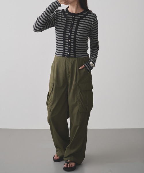 MILLER(ミラー)の「【Robert P. Miller】パネルリブ レイヤーカーディガン RM264-2301(カーディガン/ボレロ・レディース・ダークブラウン/アイボリー/ライトグリーン/チャコールグレー/イエロー/ブルー/ブラック/グレー/グリーン/ブラウン/レッド/ネイビー/ストーン/ブラック系1/レッド系その他/キャメル・FREE)」の22枚目の写真