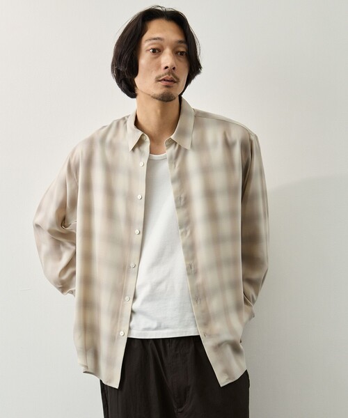 KEY TIMEZ(キータイムズ)の「【KEY TIMEZ/キータイムズ】キュプラアムンゼンオンブレチェックシャツ(シャツ/ブラウス・メンズ・ライトグレー/ネイビー・2/1)」の2枚目の写真