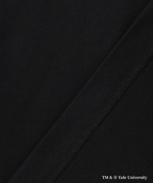 J.PRESS YORK STREET（ジェイプレスヨークストリート）の「【YALE別注】【UNISEX】ブルドッグ プリント Tシャツ（Tシャツ/カットソー・メンズ・ブラック系/ホワイト系/ライトグリーン系・SMALL/LARGE/MEDIUM）」の4枚目の写真