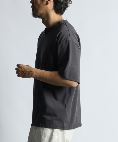 The DUFFER of ST.GEORGE(ザダファーオブセントジョージ)の「SILICON BIO KEY NECK S/SL TEE:シリコンバイオ加工 シルキータッチ キーネックTシャツ(Tシャツ/カットソー・メンズ・チャコールグレー/ブラック/ホワイト・X-LARGE/SMALL/LARGE/MEDIUM)」の10枚目の写真