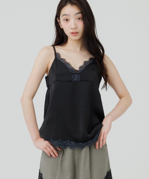 SENEE(セニー)の「satin lace cami tops(サテンレースキャミトップス)(キャミソール・レディース・ブラック/アイボリー・FREE)」の19枚目の写真