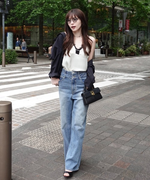 SENEE(セニー)の「satin lace cami tops(サテンレースキャミトップス)(キャミソール・レディース・ブラック/アイボリー・FREE)」の16枚目の写真