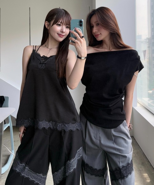 SENEE(セニー)の「satin lace cami tops(サテンレースキャミトップス)(キャミソール・レディース・ブラック/アイボリー・FREE)」の10枚目の写真
