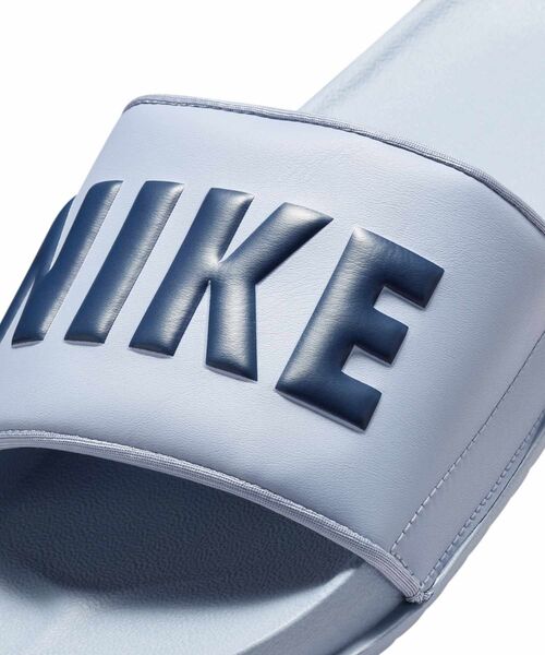 NIKE（ナイキ）の「ナイキ オフコート メンズスライド / Nike Offcourt Men's Slides BQ4639-410 Ashen Slate（サンダル・メンズ・グレー・29/28/27/26/30/25/24）」の2枚目の写真