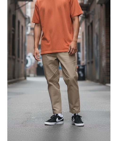 Dickies（ディッキーズ）の「【DICKIES/ディッキーズ】【軽くてタフな薄手TCツイル】イージーワークパンツ 汚れにくい・丈夫 テーパードシルエット ユニセックス（その他パンツ・メンズ・ブラック/チャコールグレー/ダークベージュ/グリーン・X-LARGE/LARGE/MEDIUM）」の3枚目の写真