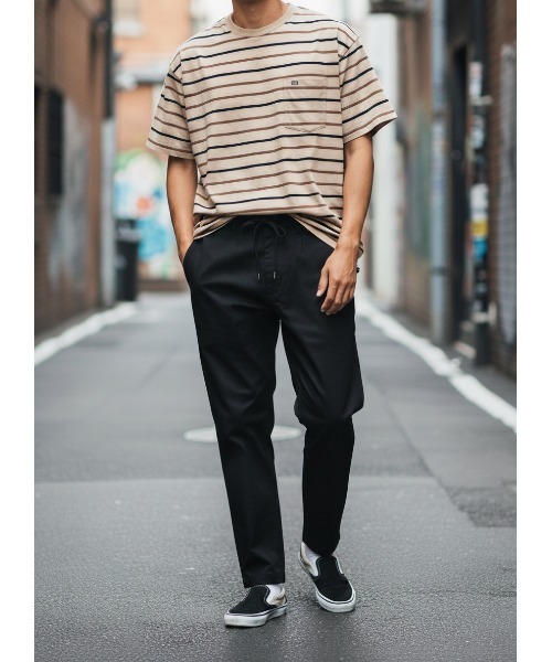 Dickies（ディッキーズ）の「【DICKIES/ディッキーズ】【軽くてタフな薄手TCツイル】イージーワークパンツ 汚れにくい・丈夫 テーパードシルエット ユニセックス（その他パンツ・メンズ・ブラック/チャコールグレー/ダークベージュ/グリーン・X-LARGE/LARGE/MEDIUM）」の2枚目の写真