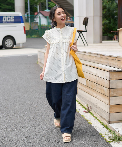FREAK'S STORE(フリークスストア)の「スクエアスタンド フリルブラウス/フレンチスリーブブラウス(シャツ/ブラウス・レディース・ブラック/オフホワイト/チャコールグレー・フリ-)」の4枚目の写真