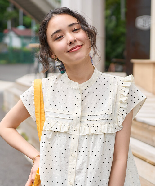 FREAK'S STORE(フリークスストア)の「スクエアスタンド フリルブラウス/フレンチスリーブブラウス(シャツ/ブラウス・レディース・ブラック/オフホワイト/チャコールグレー・フリ-)」の16枚目の写真