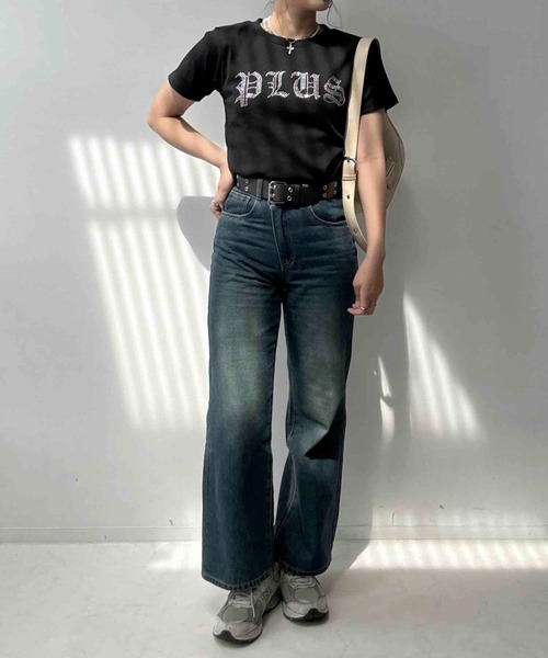AS KNOW AS plus(アズノゥアズプラス)の「〇ラインストーンブランドロゴ ちびTシャツ(Tシャツ/カットソー・レディース・オフホワイト/ブラック・FREE)」の9枚目の写真