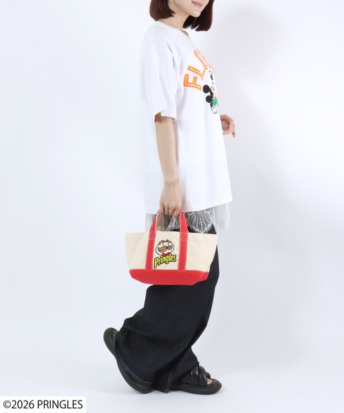 Salong hameu(サロン ハミュー)の「Pringles(プリングルズ) Mr.P ワンポイント刺繍 配色キャンバスランチトートバッグ(トートバッグ・レディース・ホワイト×レッド/ホワイト×イエロー/ホワイト×グリーン・FREE)」の20枚目の写真