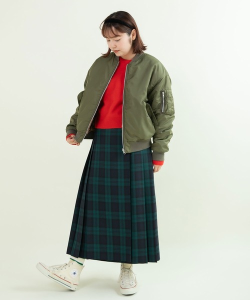 CHILD WOMAN(チャイルドウーマン)の「Nyツイル ひょう柄ファー リバーシブルMA-1(MA-1・レディース・カーキ/ネイビー・FREE)」の4枚目の写真