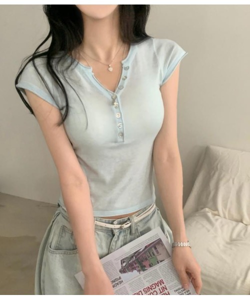 semplice(センプリチェ)の「Tシャツ【韓国ファッション】(Tシャツ/カットソー・レディース・ブルー/ブラック/ベージュ・F)」の8枚目の写真