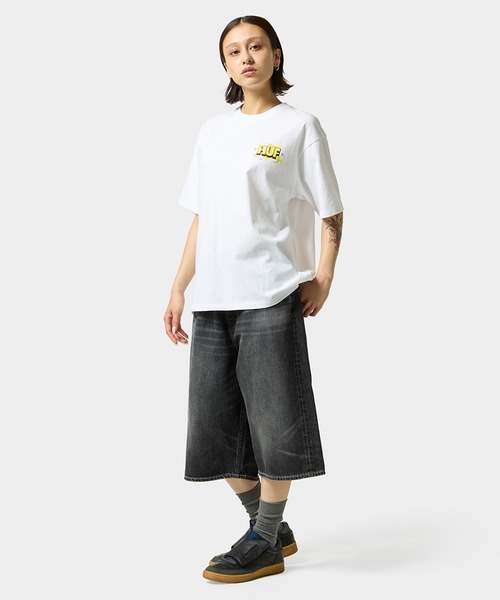 HUF(ハフ)の「EXPRESSION WASHED DENIM BAGGY SHORT(デニムパンツ・メンズ・ライトインディゴブルー/ブラック・28/30/32/34)」の13枚目の写真