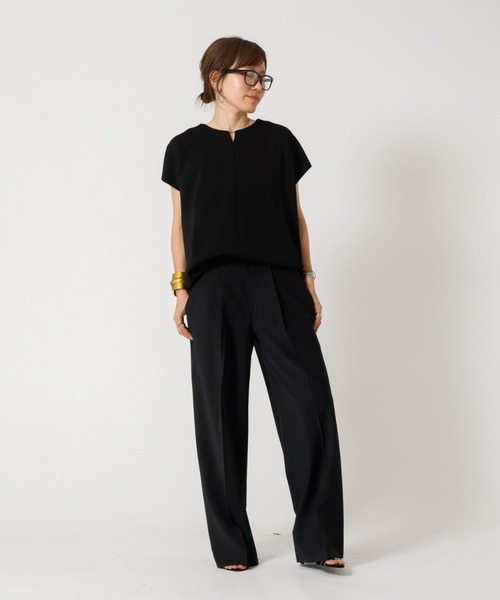 DESIGNWORKS（デザインワークス）の「【一部店舗限定】アクアフロントデザイントップス（Tシャツ/カットソー・レディース・グレイッシュベージュ・フリー）」の6枚目の写真