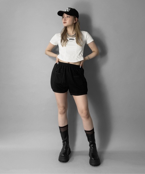 jiasecond.(ジアセカンド)の「【jiasecond.】スクエアネッククロップドT / トップス カットソー Tシャツ コンパクト クロップド ショート 半袖 ホワイト グレー ブラック ZOZOTOWN限定(Tシャツ/カットソー・レディース・ブラック/ホワイト/グレー・FREE)」の22枚目の写真