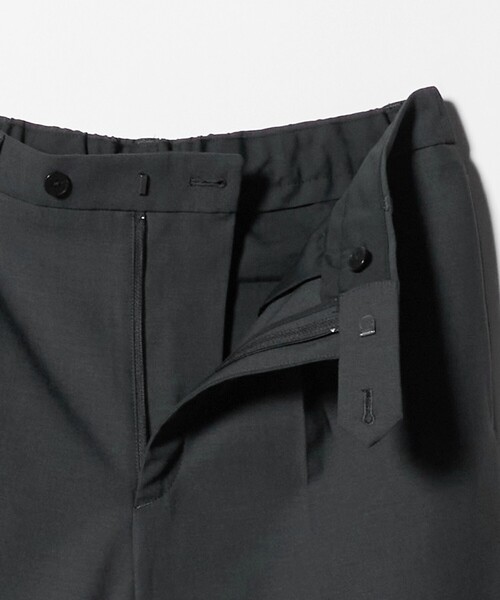 BEAUTY&YOUTH UNITED ARROWS（ビューティーアンドユースユナイテッドアローズ）の「クール トロ イージー スラックス NO.5 接触冷感 ストレッチ（スラックス・メンズ・ダークグレー/ブラック/ナチュラル・L/M/S/XL）」の19枚目の写真