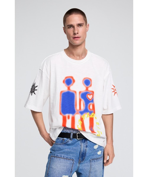 Desigual(デシグアル)の「フィギュア グラフィック スリーブ刺繍 Tシャツ【2026-2027年秋冬新作】(Tシャツ/カットソー・メンズ・ホワイト・S/M/L)」の2枚目の写真