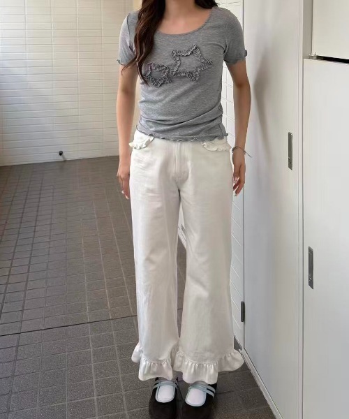 hugi(ハギ)の「STAR MOTIF SLEEVE TOPS / スターモチーフスリーブトップス(Tシャツ/カットソー・レディース・グレー/ホワイト・FREE)」の9枚目の写真