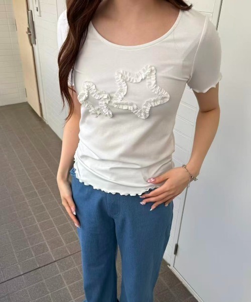 hugi(ハギ)の「STAR MOTIF SLEEVE TOPS / スターモチーフスリーブトップス(Tシャツ/カットソー・レディース・グレー/ホワイト・FREE)」の7枚目の写真