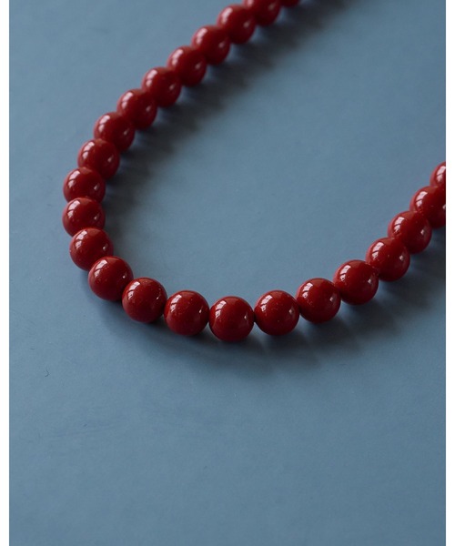 anuke（アンヌーク）の「Mini Ball Necklace（ネックレス・レディース・アイボリー/ブラック/レッド・FREE）」の9枚目の写真