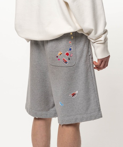 Maison MIHARA YASUHIRO（メゾンミハラヤスヒロ）の「Kids Sticker Printed Sweat Shorts（その他パンツ・メンズ・ブラック・44）」の11枚目の写真