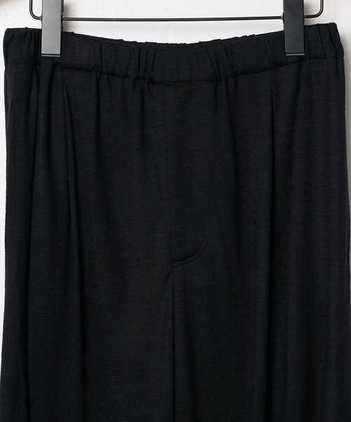 WRAPINKNOT(ラッピンノット)の「【WRAPINKNOT/ラッピンノット】Wide Tapered Pants(その他パンツ・メンズ・ブラック・2)」の4枚目の写真