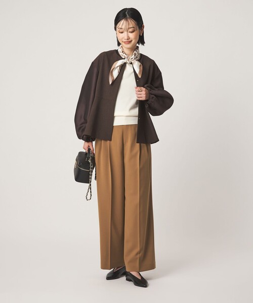 green label relaxing（グリーンレーベルリラクシング）の「［size SHORT/TALLあり］Daily Chic 2タック ワイド パンツ（スラックス・レディース・オフホワイト/ベージュ/ダークブラウン・SHORT/36/38/40/TALL）」の4枚目の写真