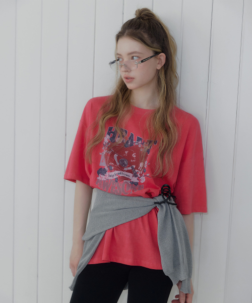 TWEE(トゥウィー)の「アッサムピグメントプリンティングオーバーサイズ半袖Tシャツ(Tシャツ/カットソー・レディース・レッド/チャコールグレー/Cream・FREE)」の8枚目の写真
