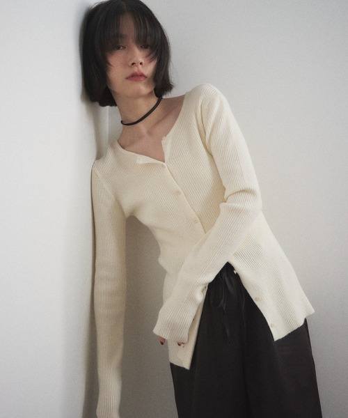 Shelly island(シェリーアイランド)の「2WAYリブカーディガン(Tシャツ/カットソー・レディース・ホワイト/チャコールグレー/ブラウン/ブラック/レッド・FREE)」の2枚目の写真