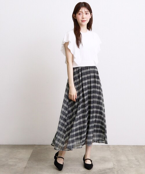 grove(グローブ)の「【低身長さんも選べる着丈・洗濯機◎】1枚で華やか 肩フリルニットドッキングワンピース(ワンピース・レディース・オフホワイト/ブラック/ライトグレー・02/11/05/03/12/04/01)」の6枚目の写真