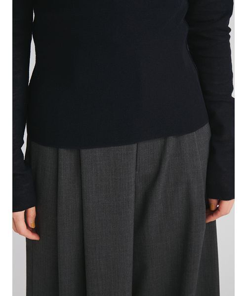 MIESROHE(ミースロエ)の「ウール100 シアーRIBラウンドネックニット(ニット/セーター・レディース・ワインレッド/グリーン/オフホワイト/ダークネイビー・F)」の18枚目の写真