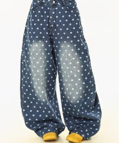 Vipoa(ヴィポア)の「Wide dot print denim(デニムパンツ・レディース・ブルー・MEDIUM/LARGE)」の2枚目の写真