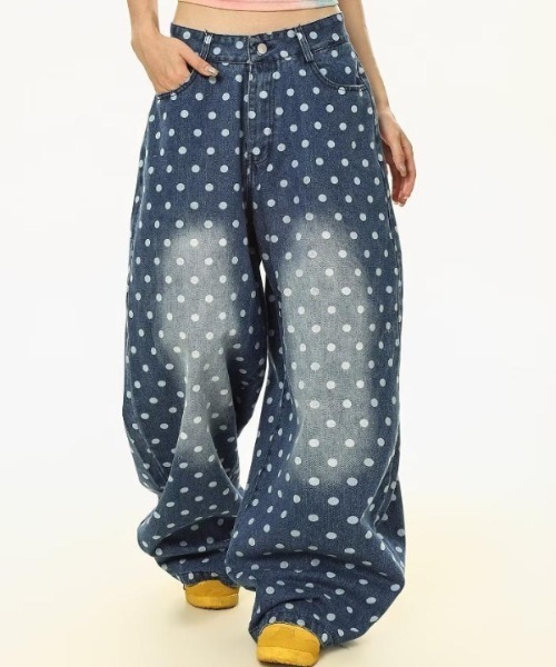 Vipoa(ヴィポア)の「Wide dot print denim(デニムパンツ・レディース・ブルー・MEDIUM/LARGE)」の4枚目の写真