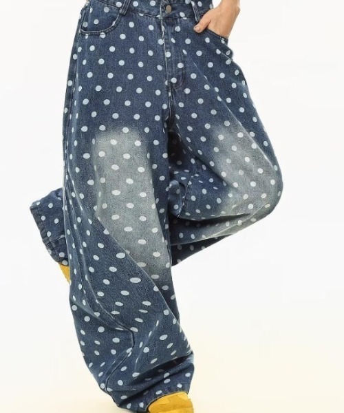 Vipoa(ヴィポア)の「Wide dot print denim(デニムパンツ・レディース・ブルー・MEDIUM/LARGE)」の6枚目の写真