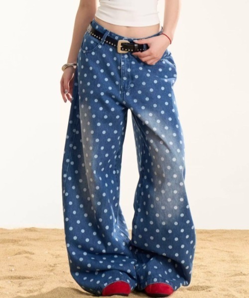 Vipoa(ヴィポア)の「Wide dot print denim(デニムパンツ・レディース・ブルー・MEDIUM/LARGE)」の8枚目の写真