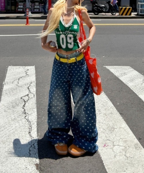 Vipoa(ヴィポア)の「Wide dot print denim(デニムパンツ・レディース・ブルー・MEDIUM/LARGE)」の19枚目の写真