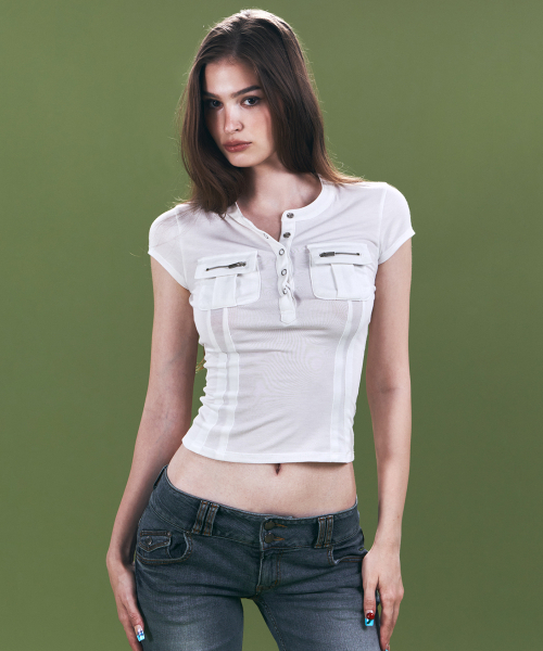 PLEASENOFOLLOW(プリーズノーフォロー)の「Pansy Pocket Button Short Sleeve Top (White)(Tシャツ/カットソー・レディース・その他・FREE)」の1枚目の写真