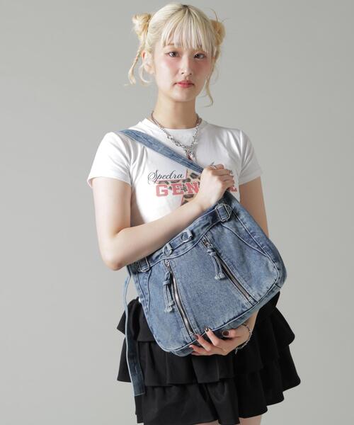 B'2nd(ビーセカンド)の「MAVYTH/メヴィス/W-ZIP DENIM SHOULDER BAG(ショルダーバッグ・レディース・ブラック/その他4・F)」の2枚目の写真