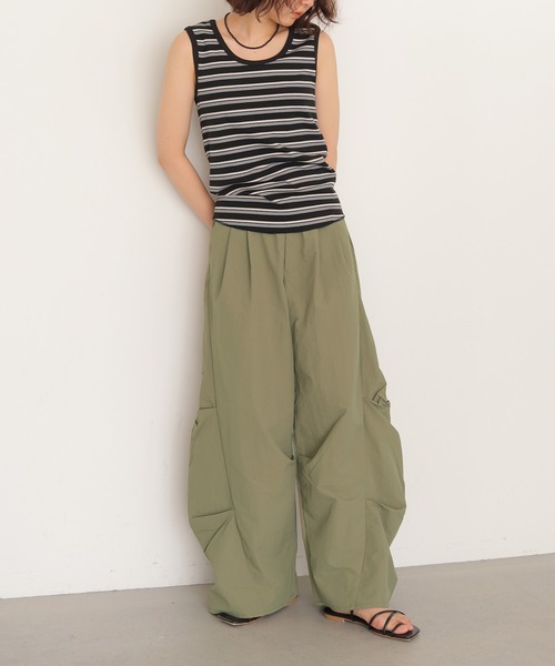 cheriella(シェリエラ)の「【cheriella】サイドタックバレルパンツ SIDE TUCK BARREL PANTS(カーゴパンツ・レディース・ブラウン/ライトカーキ/ブラック・FREE)」の13枚目の写真