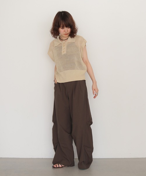 cheriella(シェリエラ)の「【cheriella】サイドタックバレルパンツ SIDE TUCK BARREL PANTS(カーゴパンツ・レディース・ブラウン/ライトカーキ/ブラック・FREE)」の4枚目の写真