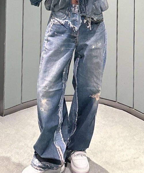 Sibra(シブラ)の「Y2Kヴィンテージ加工 ダメージ風プリントワイドデニムパンツ/ルーズシルエット(デニムパンツ・レディース・ブルー・M/L/S)」の8枚目の写真