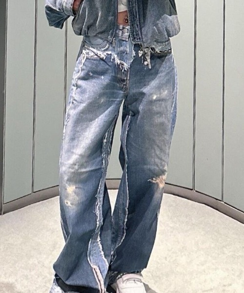 Sibra(シブラ)の「Y2Kヴィンテージ加工 ダメージ風プリントワイドデニムパンツ/ルーズシルエット(デニムパンツ・レディース・ブルー・M/L/S)」の9枚目の写真