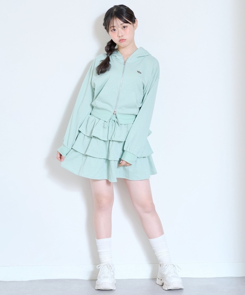 LOVETOXIC(ラブトキシック)の「【LTXC】ラメキラダブルジップパーカ ティアードセットアップ(ワンピース・キッズ・ミント/グレー/ブラック・M:150cm/S:140cm/L:160cm/130cm)」の4枚目の写真