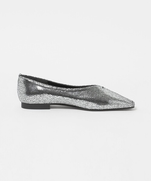 BEAUTY&YOUTH UNITED ARROWS(ビューティーアンドユースユナイテッドアローズ)の「Vカット メタリックカラー フラットシューズ(パンプス・レディース・シルバー・37h/36h/36/35h/37/38)」の10枚目の写真