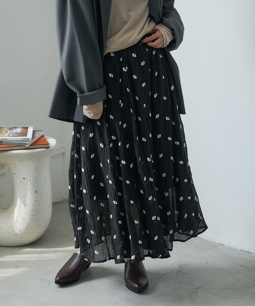FREAK'S STORE(フリークスストア)の「花刺繍スカート(スカート・レディース・オフホワイト/ブラウン/ブラック・フリ-)」の10枚目の写真